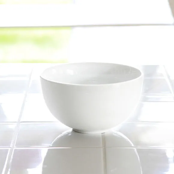 Saladier design en porcelaine blanche - Vaisselle Chic et Tendance