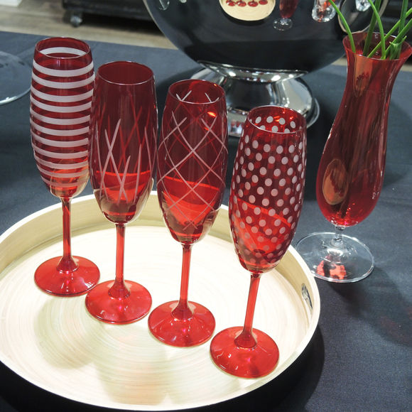 Flûtes à Champagne en Verre Rouge Verrerie Design Bruno Evrard