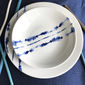 Assiette creuse en porcelaine décor bleu 18cm