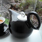 Théière noire en porcelaine 1L