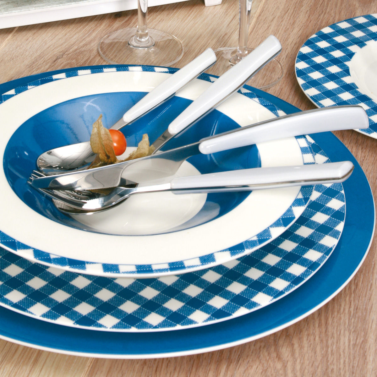 assiette-creuse-en-porcelaine-24cm-bruno-evrard