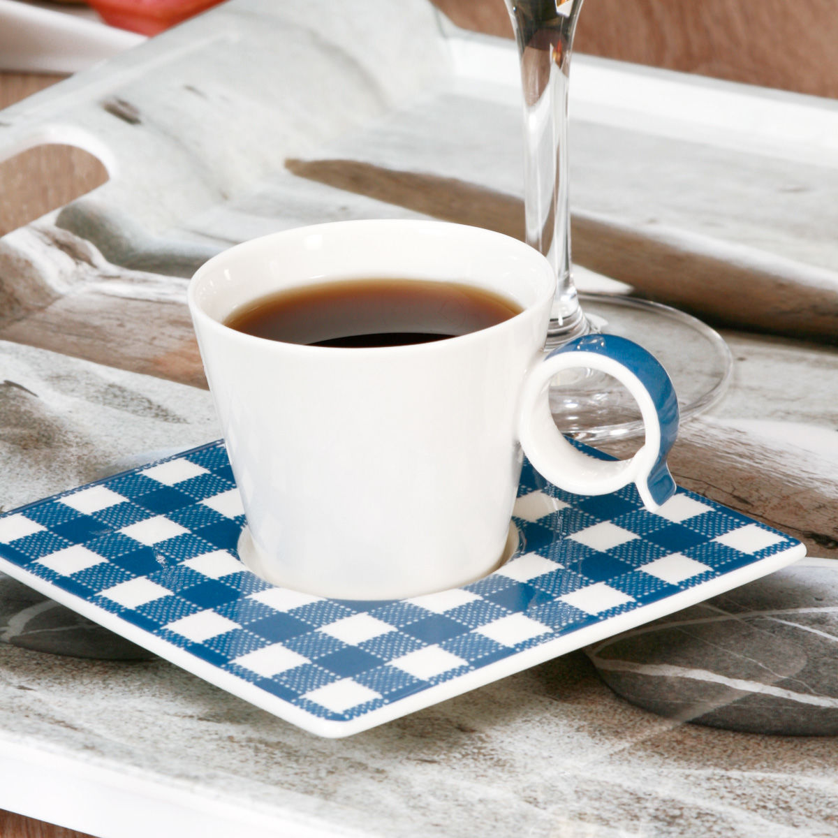 Easy Life Coffret 4 Goblets à Café 10cl - Porcelaine Santa Is Coming - Idée Cadeau