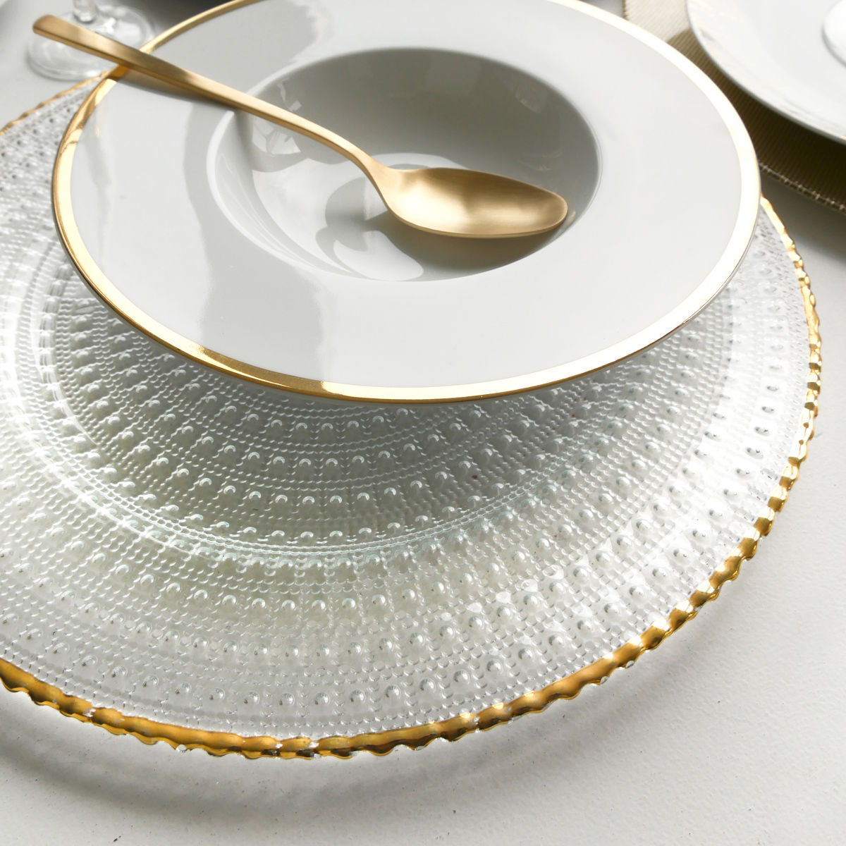 Assiette de présentation en verre transparent filet or ...
